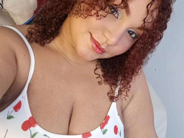 YeraCarey - Live sex cam - 28268534