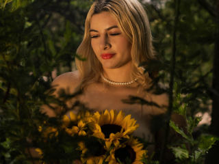 AtheneaRossi - Live porn &amp; sex cam - 28271939