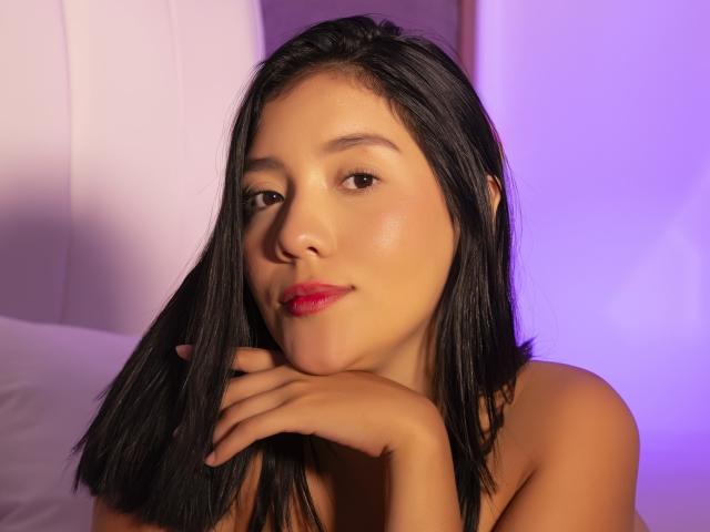 KiaraSantos - Live sex cam - 28272665