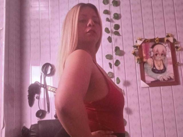 KathaleyaGrayyAss - Live porn &amp; sex cam - 28273376