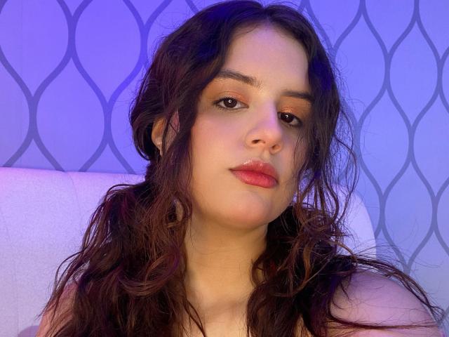 KylieLumi - Live porn &amp; sex cam - 28273574