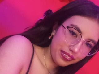 MiaDiiaz - Live sex cam - 28273727