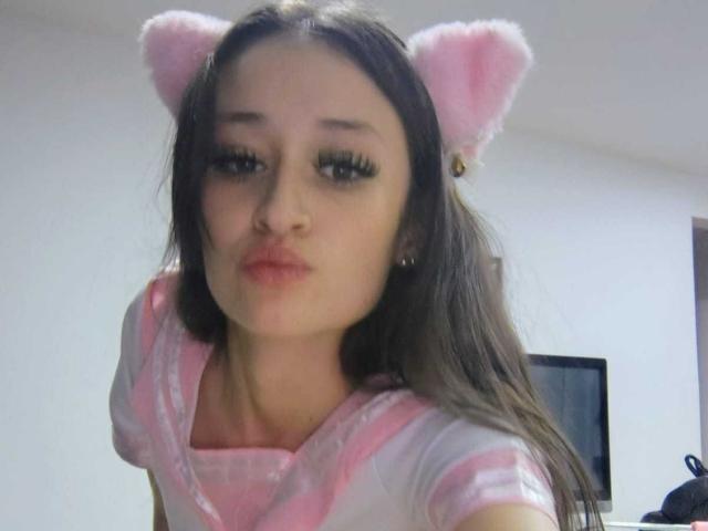 EmilySwiftt - Sexe cam en vivo - 28273943