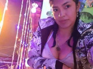 ArianithaXox - פורנו בשידור חי ומצלמת סקס - 28277216