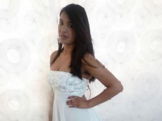 ArianithaXox - פורנו בשידור חי ומצלמת סקס - 28277222