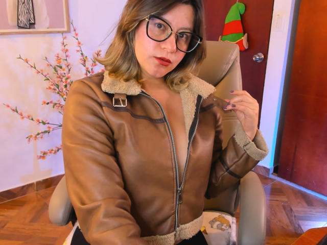 ChanellTaylorS - Live porn &amp; sex cam - 28277927