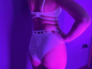 Rouzi - Live porn &amp; sex cam - 28279613