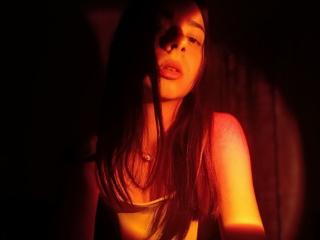 WollyMolly - Élő pornó és szexkamera - 28280012