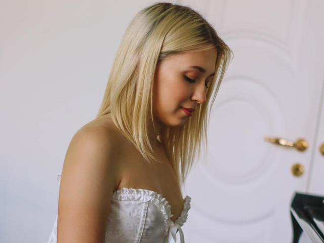 AliceFlorent - Live porn &amp; sex cam - 28281869