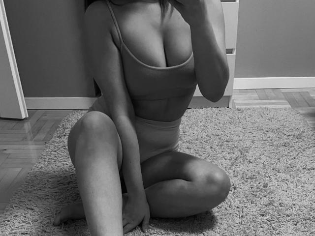 Sambucka - Live sex cam - 28282550