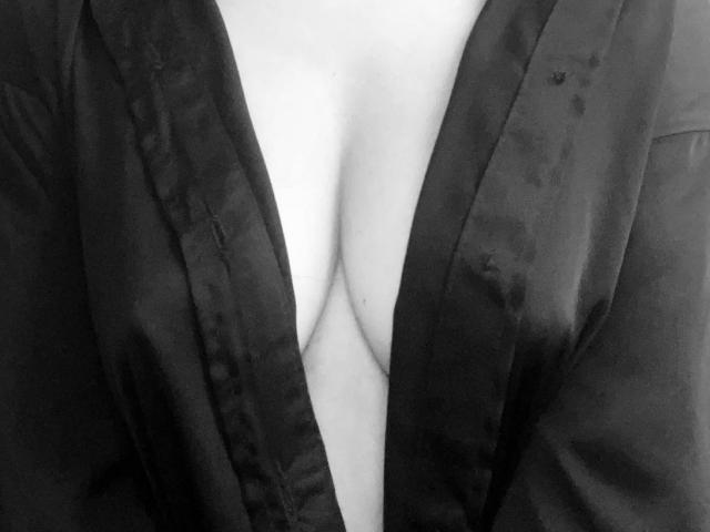 Sambucka - Live porn &amp; sex cam - 28282622