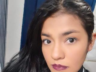 ArianithaXox - פורנו בשידור חי ומצלמת סקס - 28283933