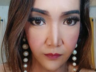 KissSweetAngelicTrans - Live porn &amp; sex cam - 28287695