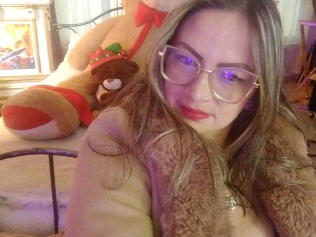 LadyLure - сексуальная веб-камера в реальном времени - 28288745