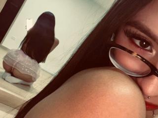 ChloeMoretti - Live porn &amp; sex cam - 28289258