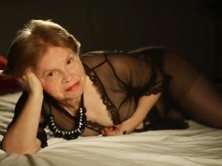 MatureEdith - online chat sexy with a sandy hair Lady over 35 