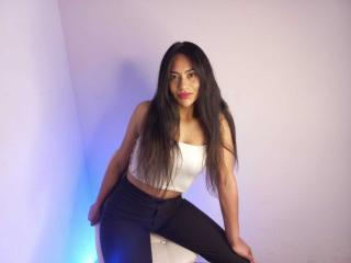 EmilyMitchell - Live porn &amp; sex cam - 28291667