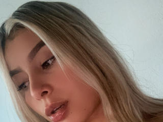 AmaraRicci - Live porn &amp; sex cam - 28295486