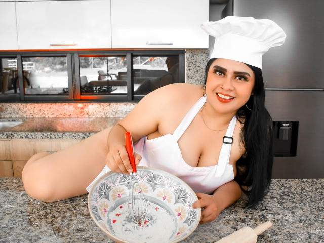 EmilyBoobsss - Live sex cam - 28296143