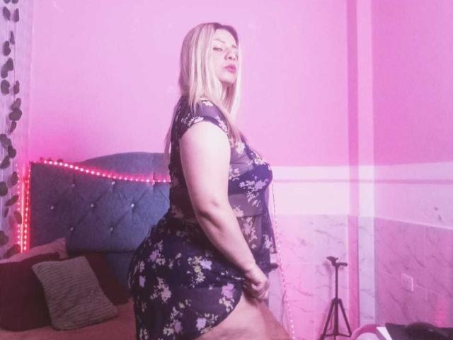 KathaleyaGrayyAss - Live porn &amp; sex cam - 28299077