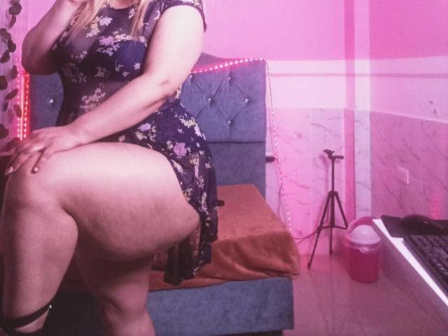 KathaleyaGrayyAss - Live sex cam - 28299104