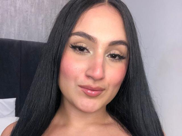 HiilaryDolce - Live porn &amp; sex cam - 28303580