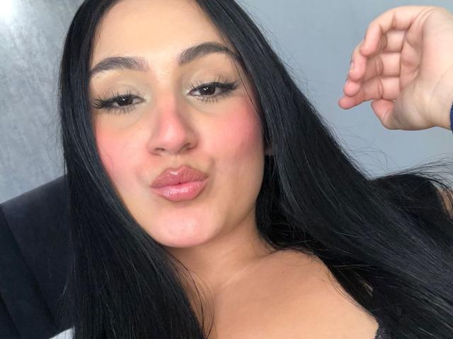 HiilaryDolce - פורנו בשידור חי ומצלמת סקס - 28303586