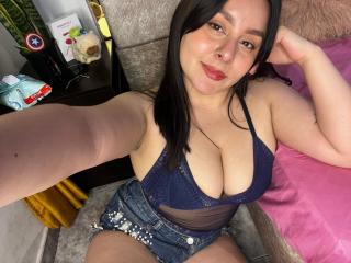 EmaJames - Élő pornó és szexkamera - 28305329