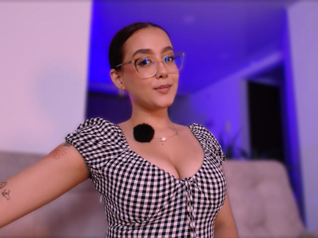 SofiaBrowm - Live porn &amp; sex cam - 28307972