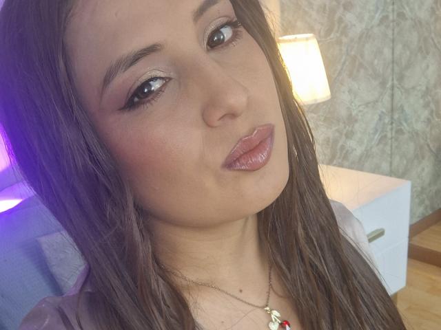 IsabelSoler - Live porn &amp; sex cam - 28311605