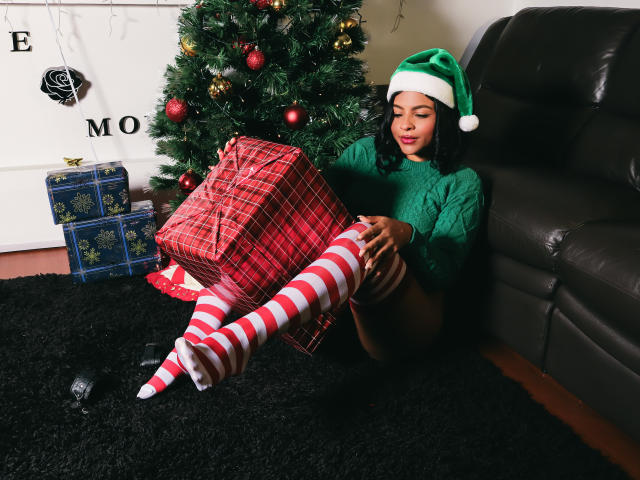 LindaFrancoo - Camera khiêu dâm &amp; quyến rũ trực tiếp - 28311929