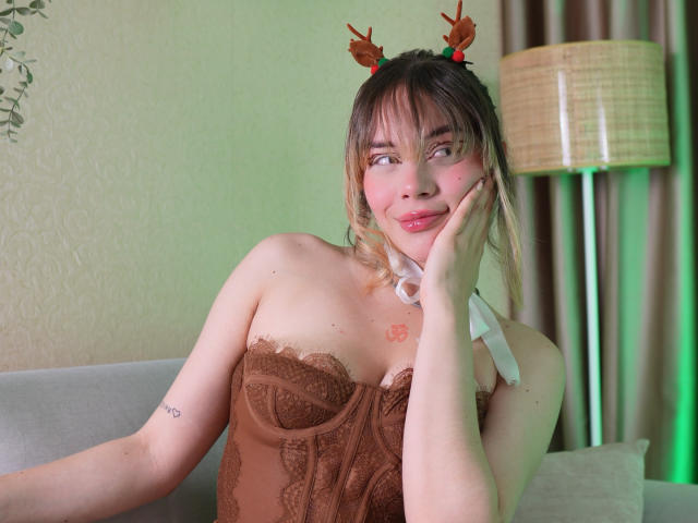 EmmaRiveraa - Live porn &amp; sex cam - 28313417