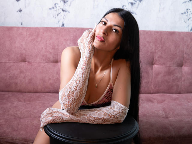 TarahJune - Live sexe cam - 28313444
