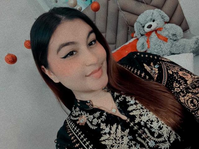 HelueJamil - Live sex cam - 28315715