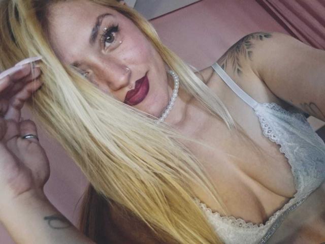 CamilaRossa - Live sex cam - 28316027