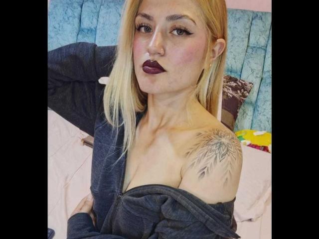 CamilaRossa - Live porn &amp; sex cam - 28316042