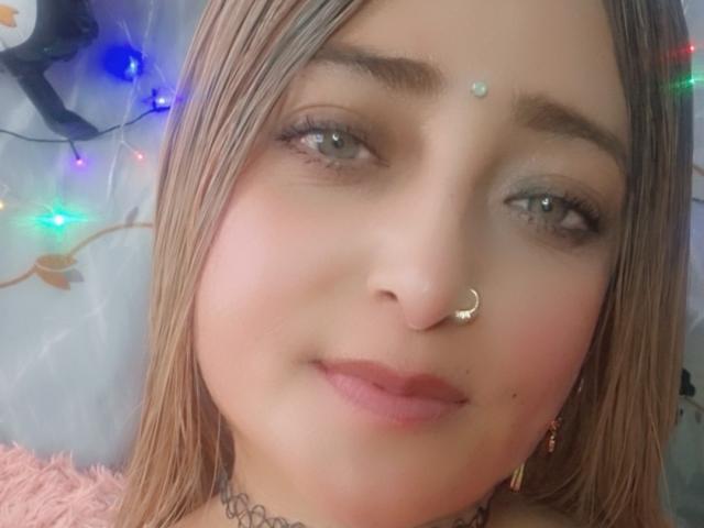 AlessadraJones - Sexe cam en vivo - 28317677