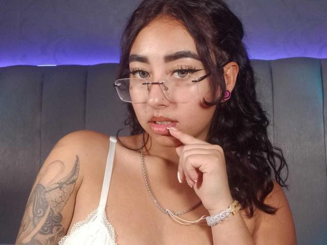 AryVixen - Live porn &amp; sex cam - 28319699
