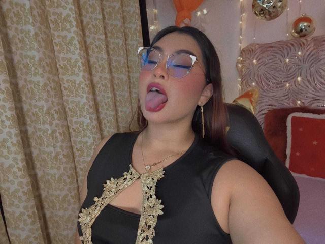 HelueJamil - Live sexe cam - 28322030