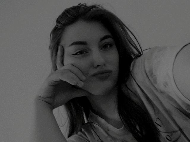 MonikaLive69 - сексуальная веб-камера в реальном времени - 28322198