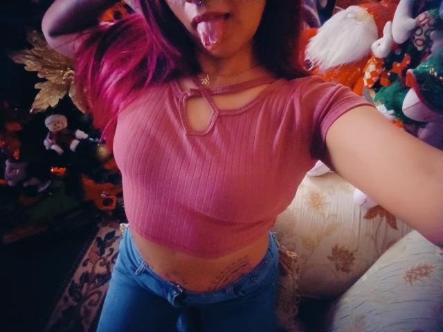 LarissaMiller - Live sex cam - 28326116