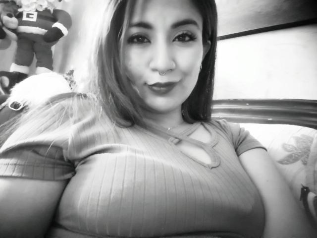 LarissaMiller - Live sexe cam - 28326122