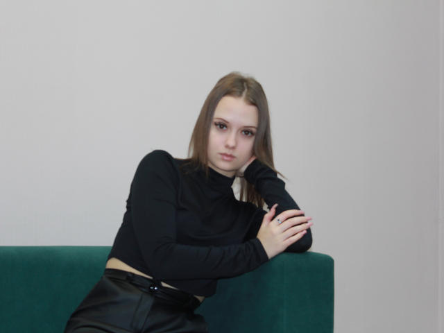 EvaCharlson - Live sex cam - 28329314