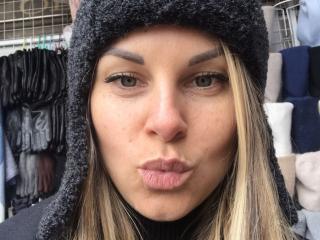 BelleLisaG - Live porn &amp; sex cam - 28338623