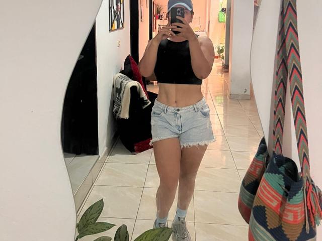 Velka - Live porn &amp; sex cam - 28342691