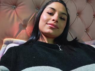 EmilyVv - Live sex cam - 28342733