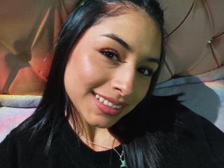 EmilyVv - Live sex cam - 28342736