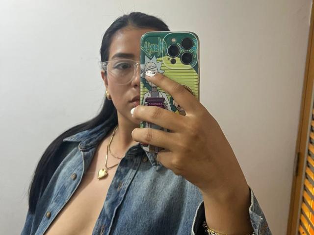 Velka - Live sex cam - 28342760