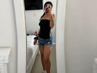 EmiliaJade - ライブポルノ&amp;セックスカム - 28342805