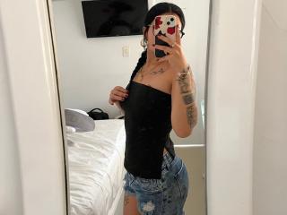 EmiliaJade - Live porn &amp; sex cam - 28342808